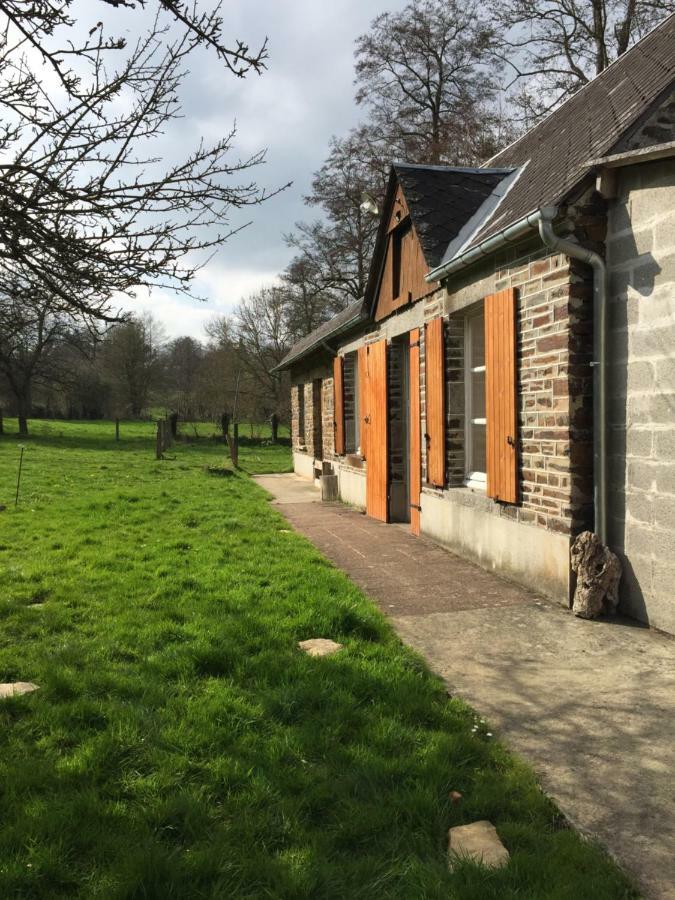 La Petite Maison O Bord De L'Eau Bernieres-le-Patry Eksteriør billede